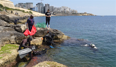 Two underwater clean-ups at Manoel Island by Coast is Clear